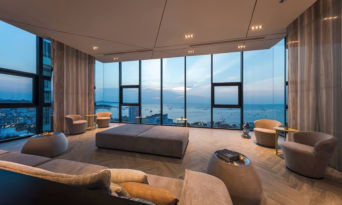 Pattaya Bay Condo | Central Pattaya Fully Equipped Condo Next to Beach