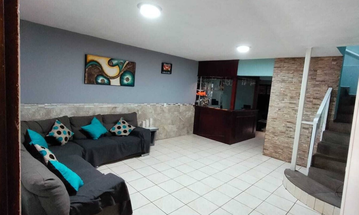 Guadalajara House | Cerca de la Luz del mundo