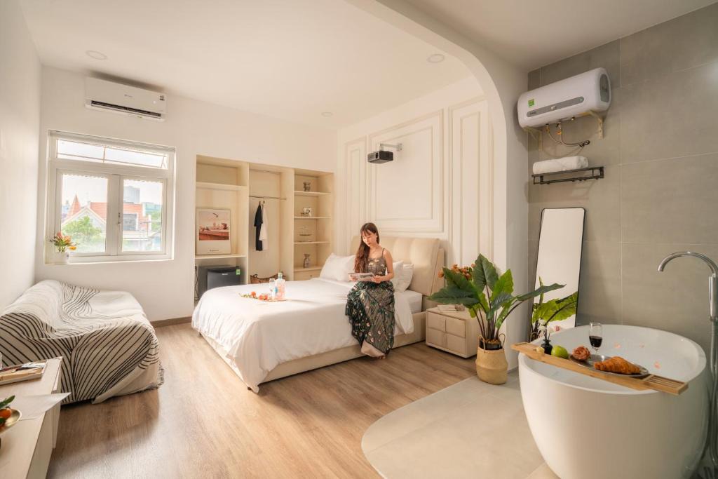 Thao Dien Hotel | Chạm's Hotel & Homestay