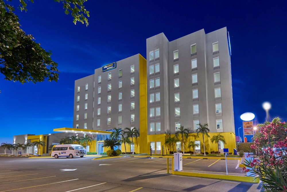 Los Mochis Hotel | City Express Los Mochis