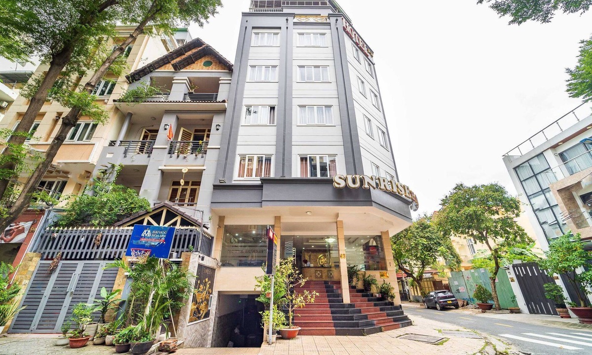 Binh Chanh Hotel | Collection O Sunrise Hotel Trung Son Near Lotte Mart