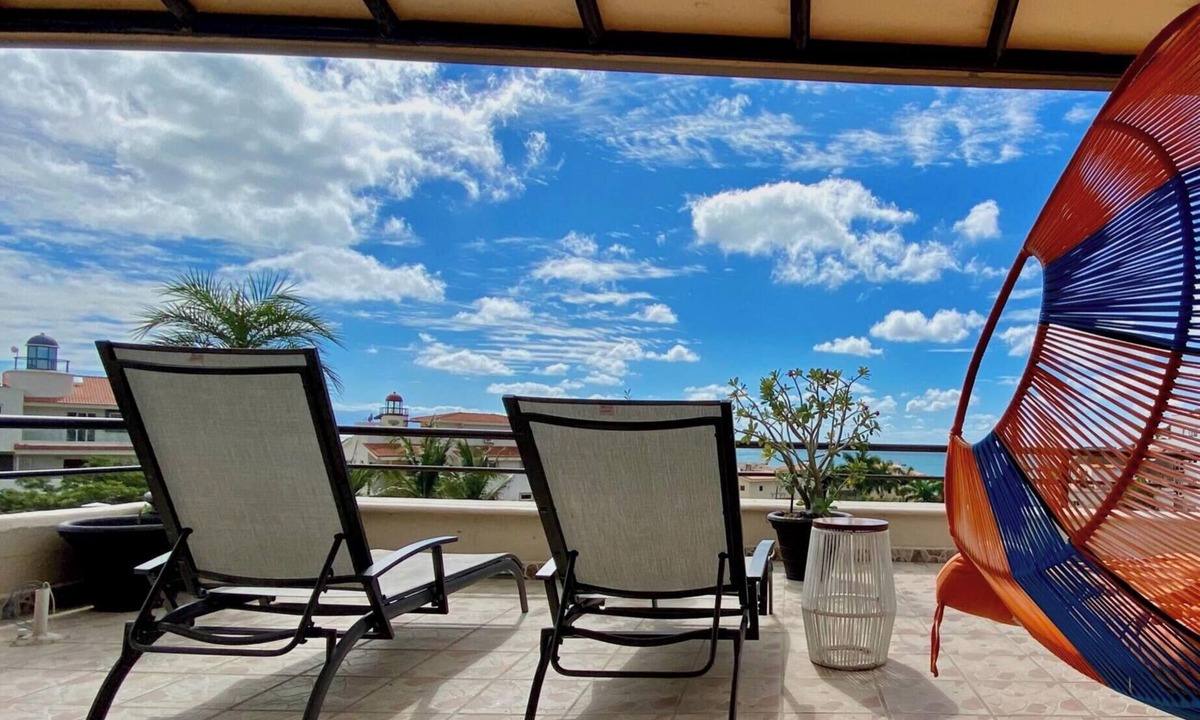 Emiliano Zapata Apartment | "Coral", One Bedroom Apartment. You can Walk to Beach and Restaurants.