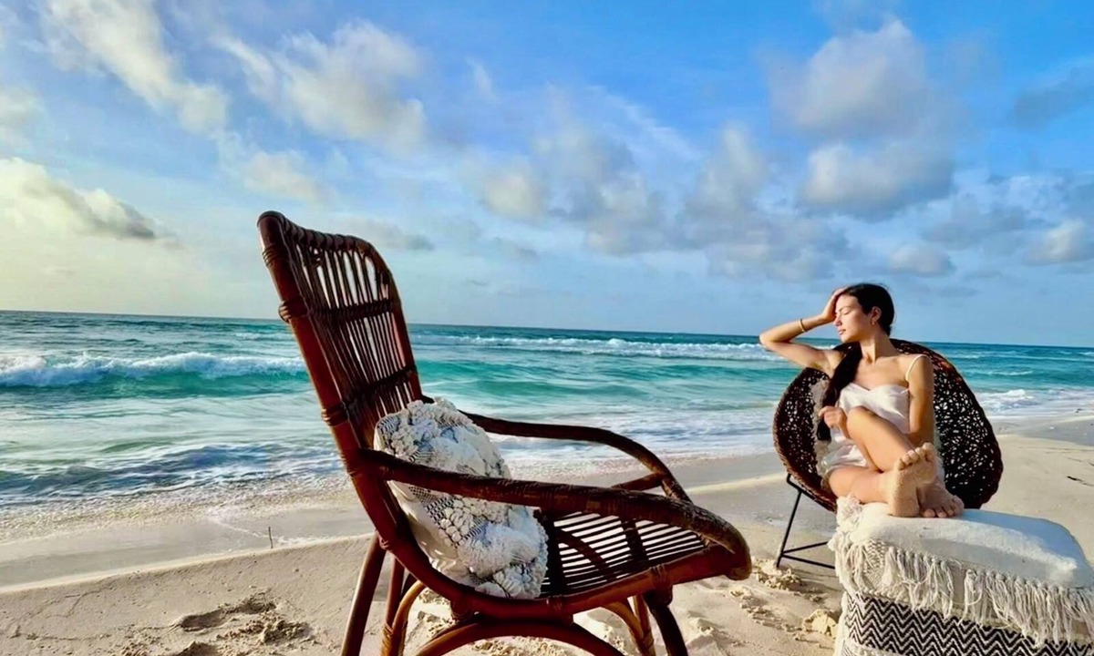 Playa del Secreto Cottage | Cottage sleeps 2-3 WiFi, Pool, Kayaks Chef, staff on site