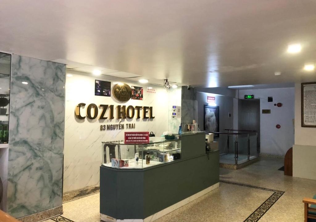 Ngo Quyen Hotel | Cozi Hotel