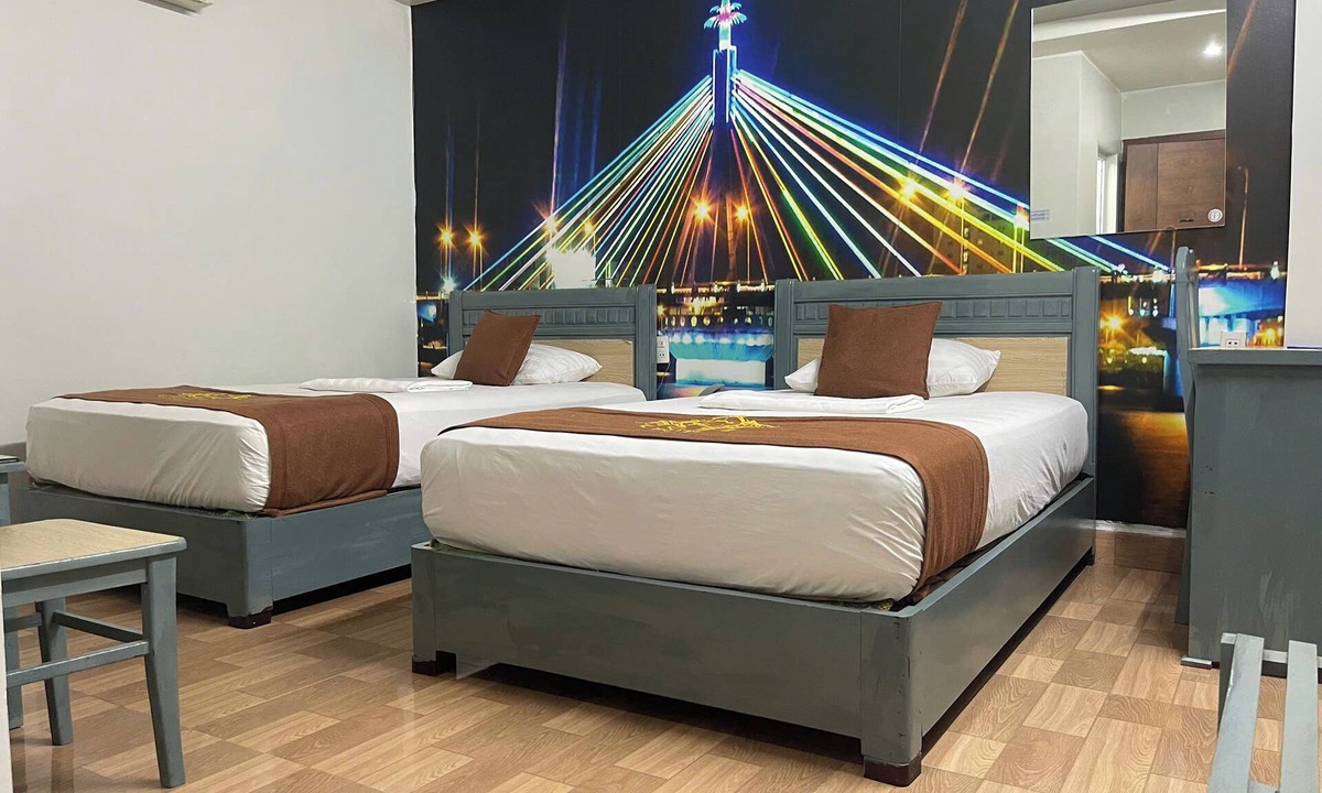 Ngo Quyen Hotel | Cozi Hotel