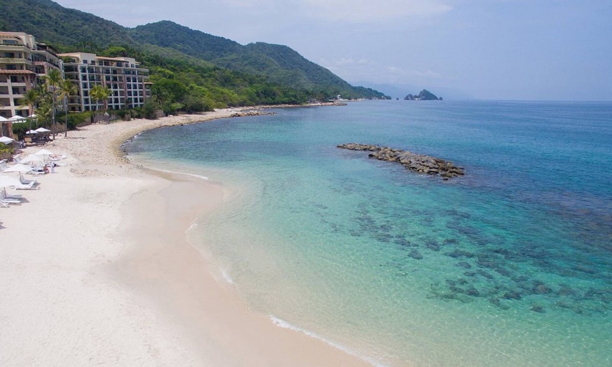 Amapas Resort | Cozy Getaway on Beach Resort