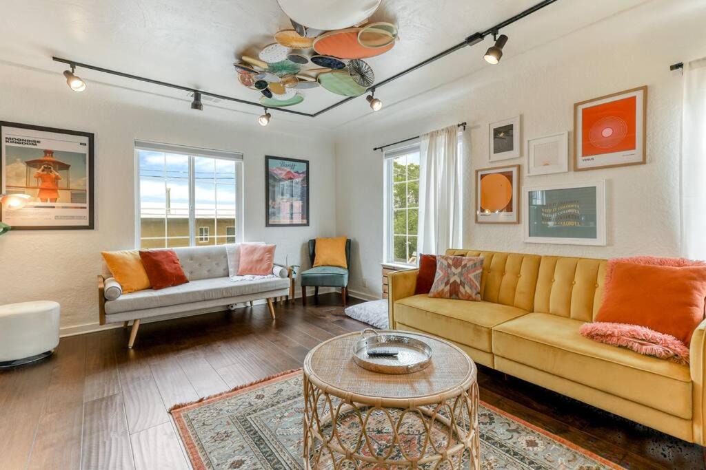 Downtown Apartment | Creative, Classic, Downtown Gem!