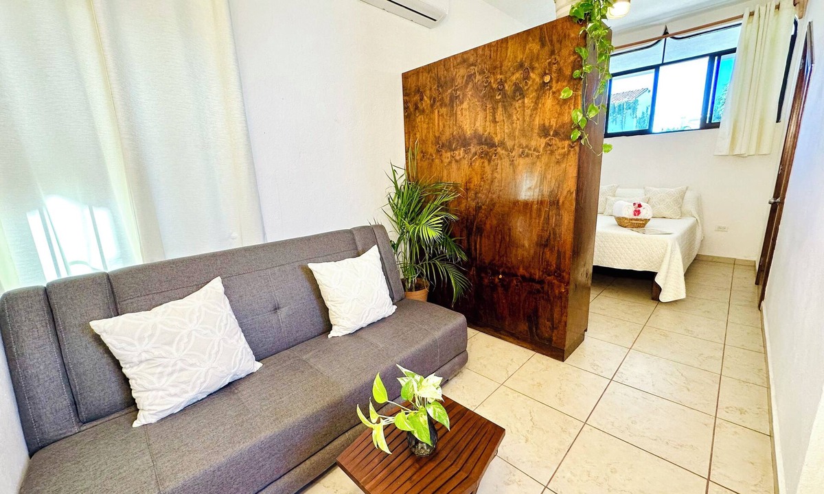 Juarez Apartment | Damasus- Oasis Tropical on downtown 5min from Marina