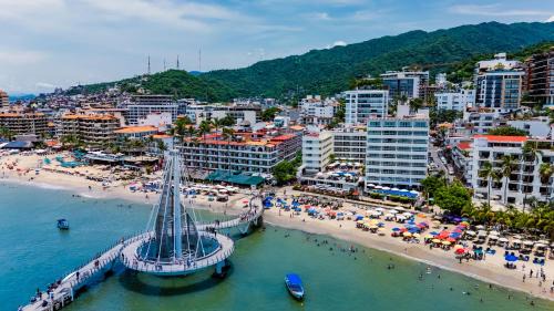 Amapas Hotel | Delfin Beachfront Resort - Downtown Puerto Vallarta Optional All-Inclusive