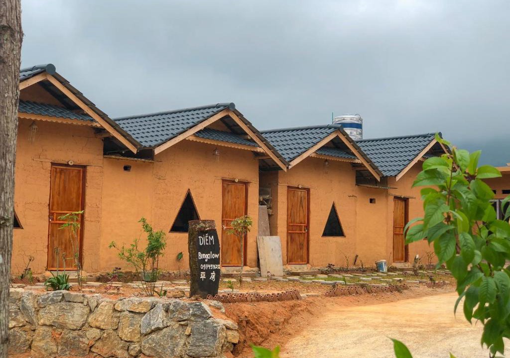 Quan Ba House | Diềm Bungalow