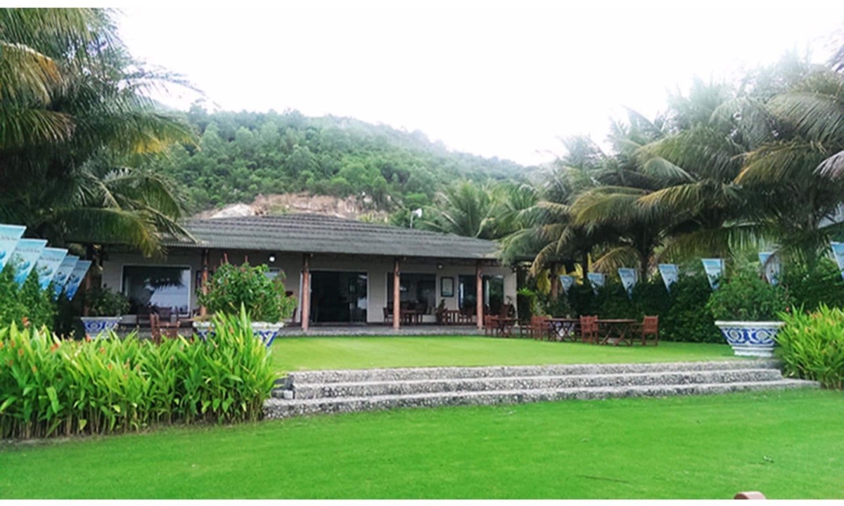 Nha Trang Resort | Diamond Bay Golf & Villas