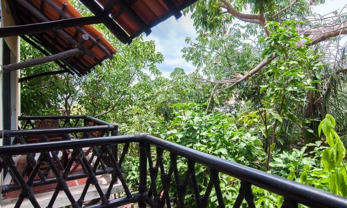Downtown Condo | Discover Playa | 3 Balconies & 1 Block to Beach