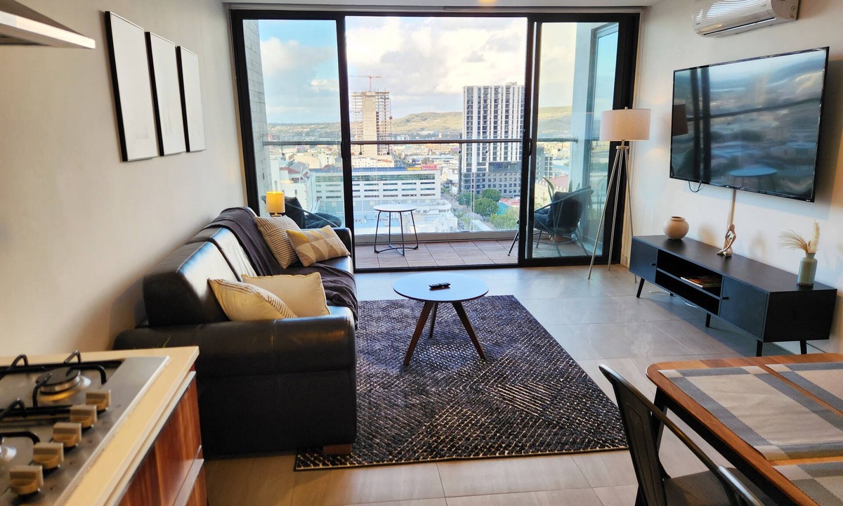 Centro Apartment | Downtown Apt with Balcony City View, Gym & Lounge, 11th Floor