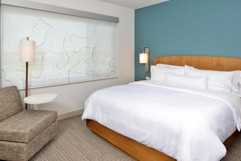 Leawood Hotel | Element by Marriott Overland Park