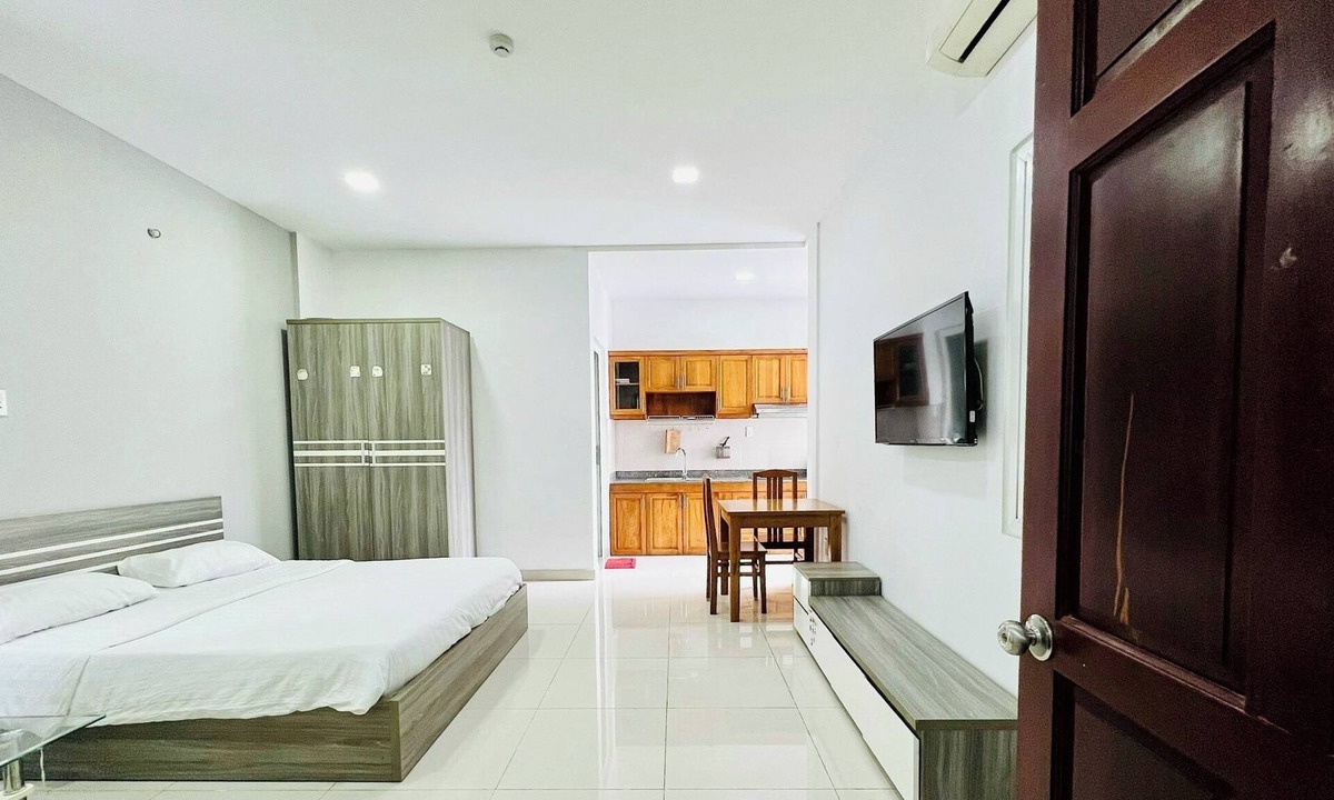 Phuong 6 Apartment | EMERALD APARTMENTS