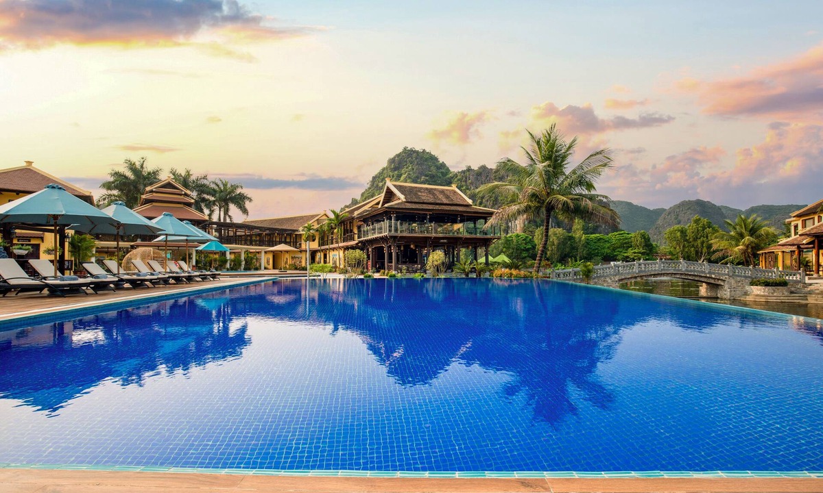 Hoa Lu Resort | Emeralda Resort Tam Coc