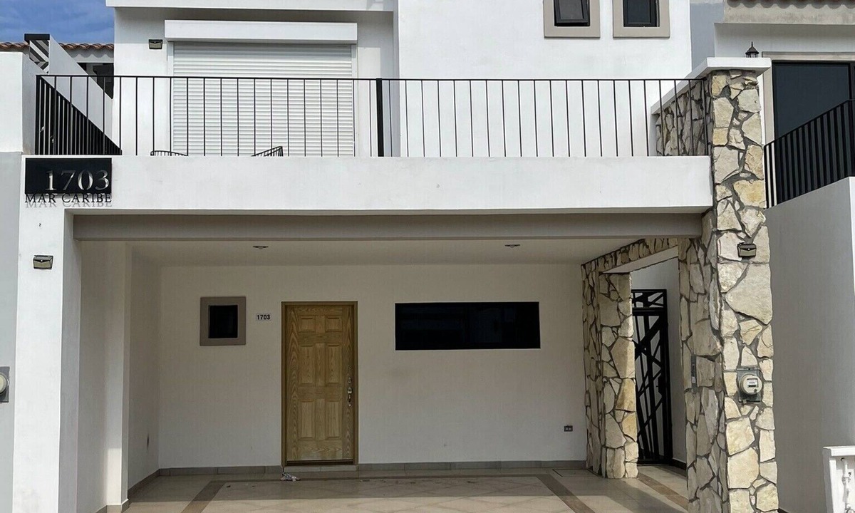 Cerritos House | enjoy with family