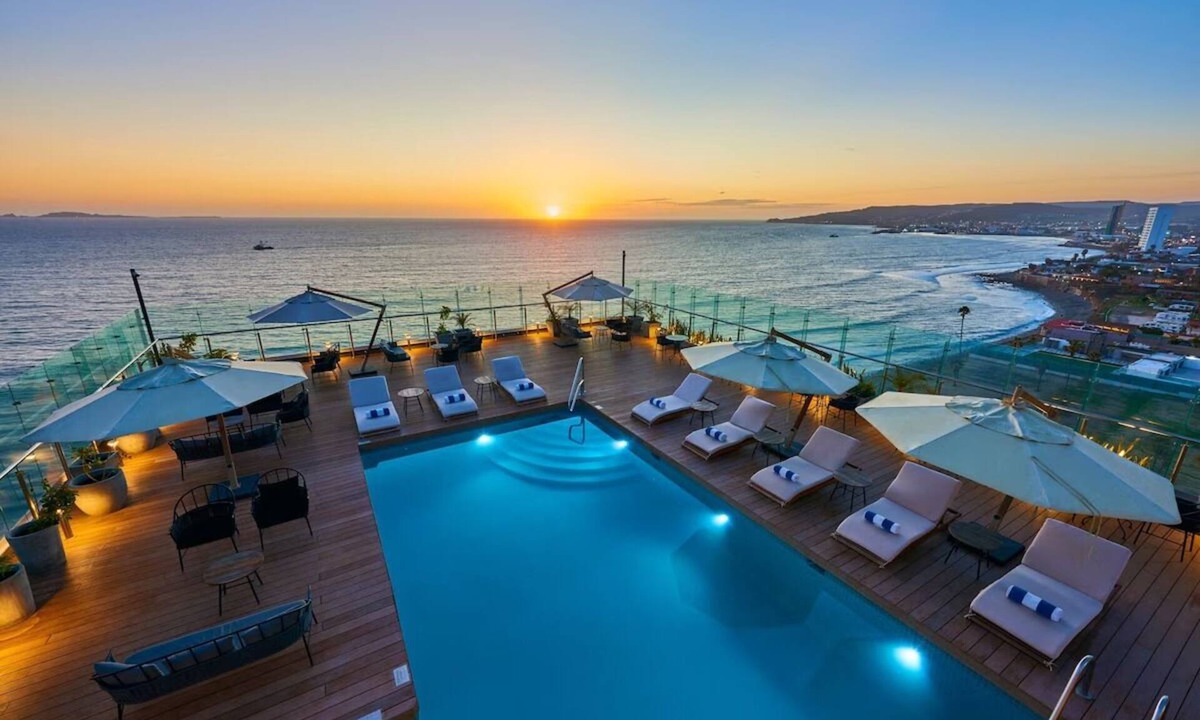 El Sauzal Hotel | Ensenada Hotel Room | Free Breakfast & Parking | Near Downtown & Marina