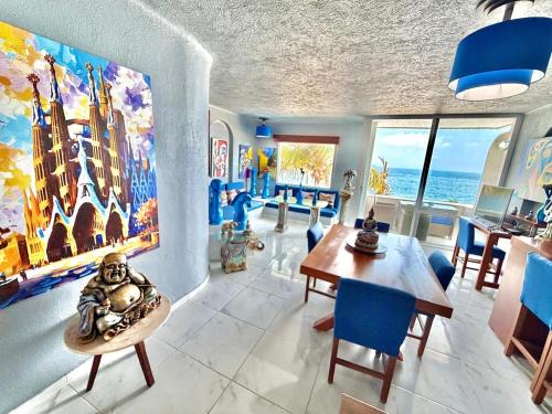 Manzanillo Apartment | Espectacular Apto remodelado, de lujo y a pie de Playa con vista al mar