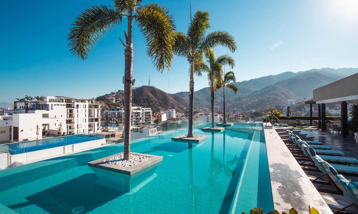 Emiliano Zapata Condo | Featured on HGTV, Mountain Views, Rooftop Pool at Zenith in Old Town