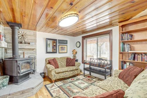Strawberry House | Game Nights in Pine's Winter Woods: Cozy Cabin