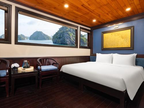 Bai Chay Hotel | Garden Bay Classic cruise