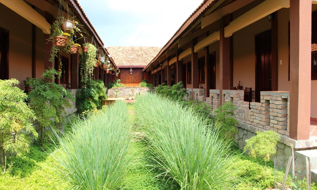 Cho Lach Hotel | Gite Nam Hien Mekong