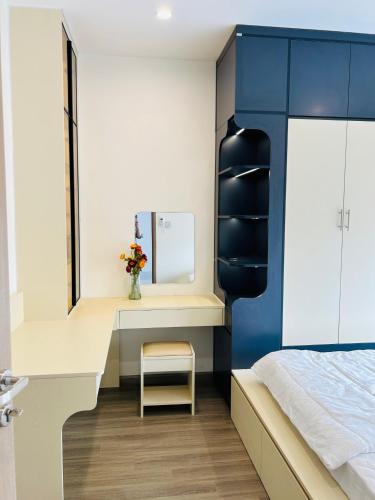 District 9 Apartment | Grace Home Airb&b Apartment