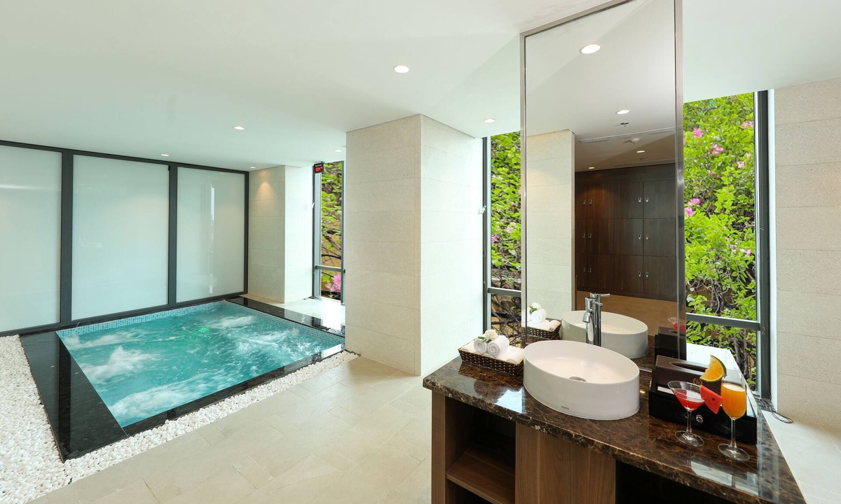 Ba Dinh Hotel | Grand Vista Hanoi
