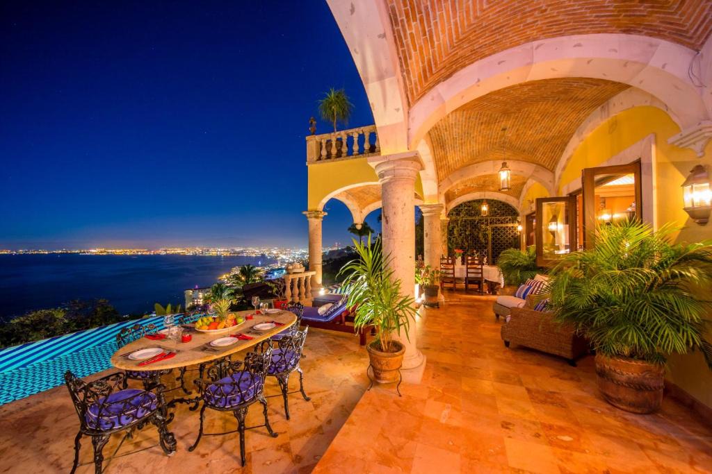 Conchas Chinas Villa | Hacienda Conchas Chinas Puerto Vallarta