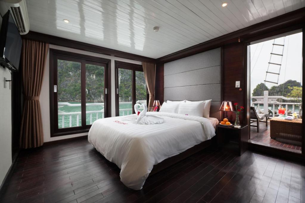 Ha Long Boat Rental | Halong Aclass Stellar Cruise