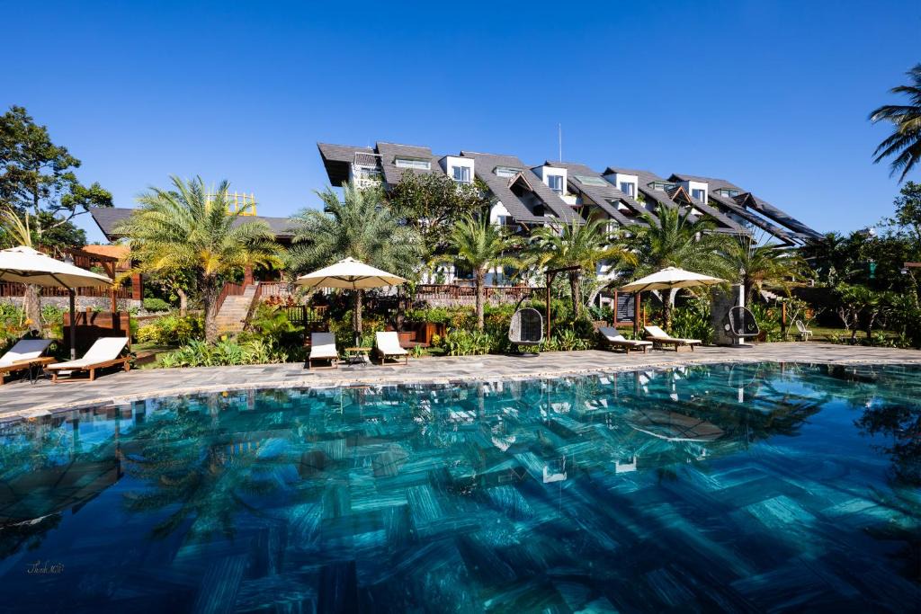 Buon Ma Thuot Hotel | Hami Garden - Authentic & Natural Resort