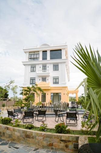 Ban Trap Moua Hotel | Happy Home Dak Lak