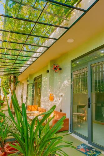 Hoc Mon Hotel | Happy House Sài Gòn