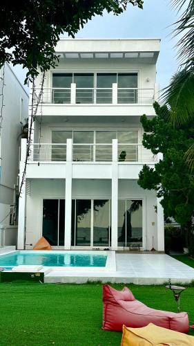 North Pattaya Apartment | Hi Yang Seaview Villa