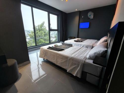 Di An Hotel | Hoài Thu Luna Hotel