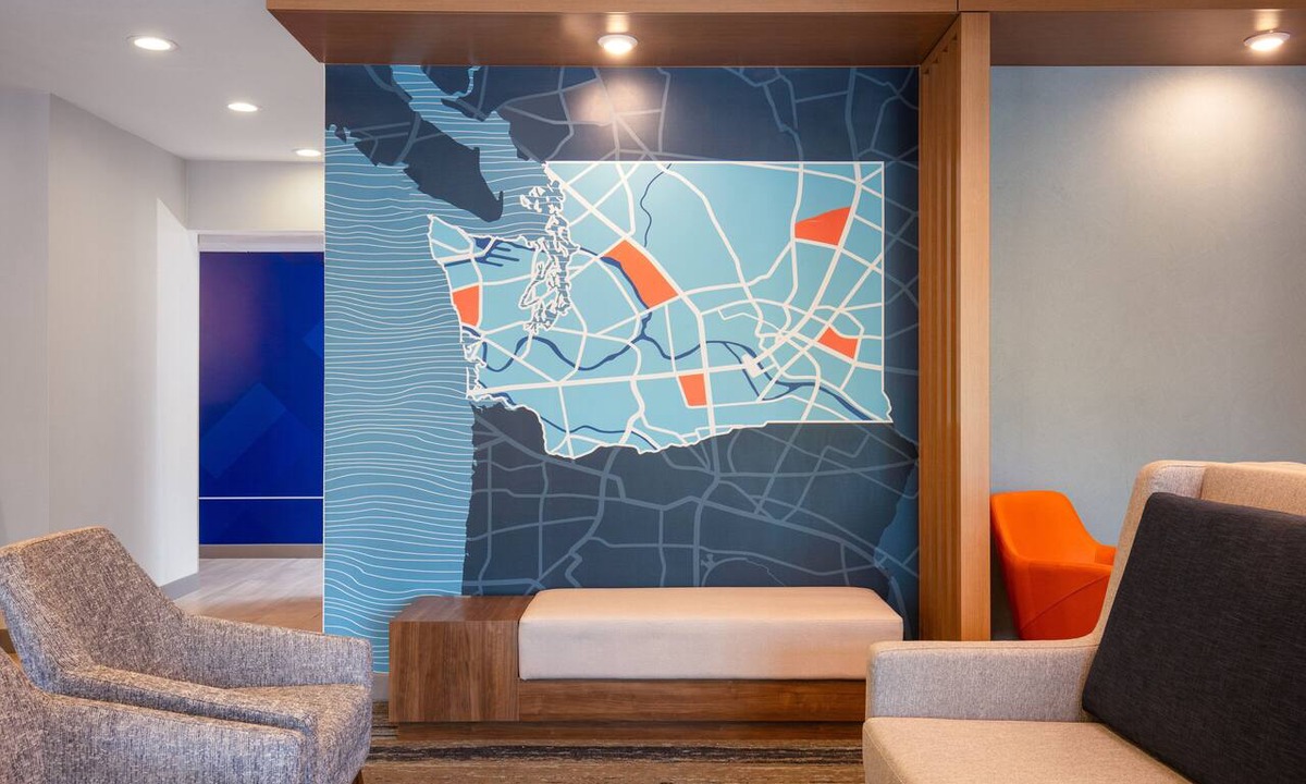 Canyon Park Hotel | Holiday Inn Express Bothell by IHG