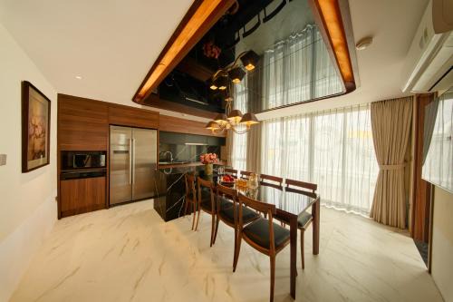 Hai Ba Trung House | Home By La Sinfonia Đại Cồ Việt