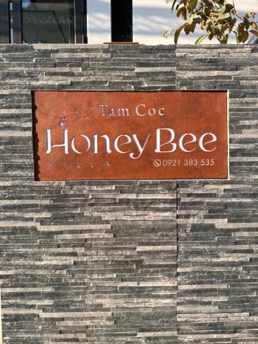 Hoa Lu Hotel | Honeybee Villa