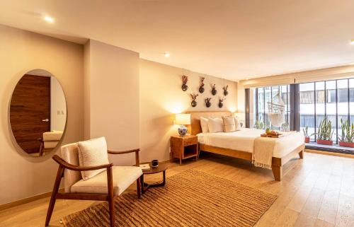 Los Morales Apartment | Horacio by Kukun