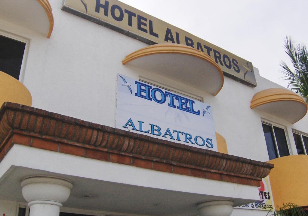 Manzanillo Hotel | Hotel Albatros