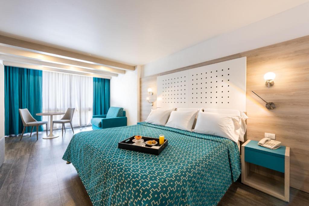 Cuauhtemoc Hotel | Hotel Casa Blanca