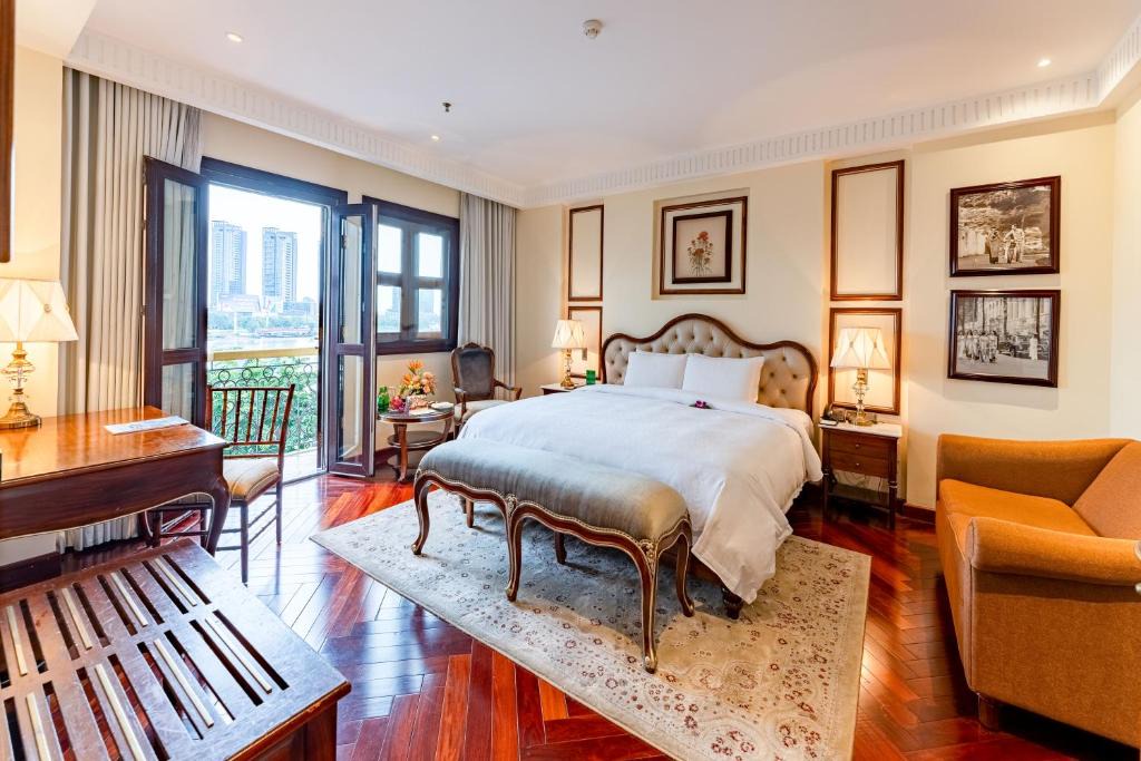 Bach Dang Riverside Hotel | Hotel Majestic Saigon