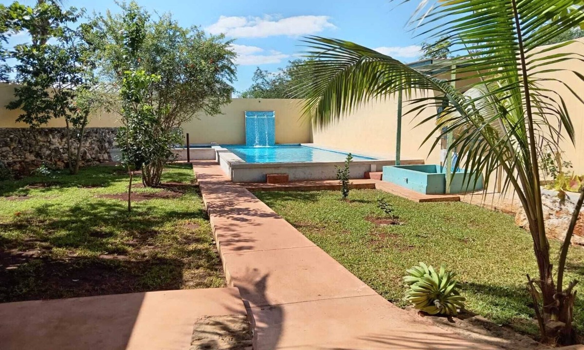 Merida House | House with pool
