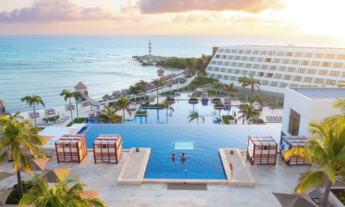 Punta Cancun Resort | Hyatt Ziva Cancun All Inclusive