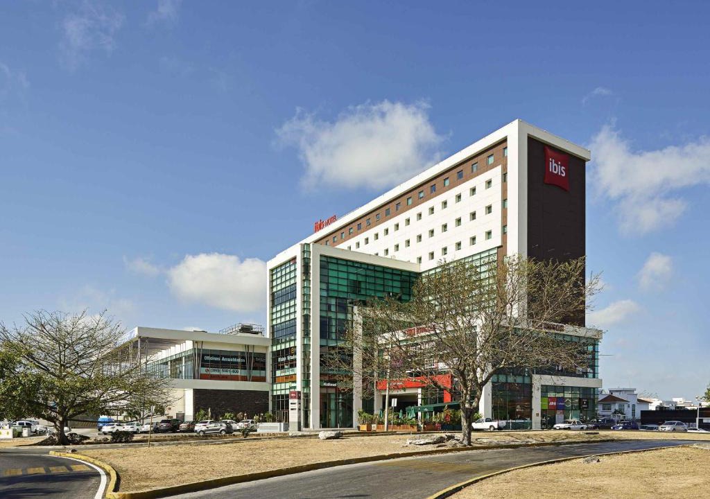 Downtown Cancun Hotel | Ibis Cancun Centro