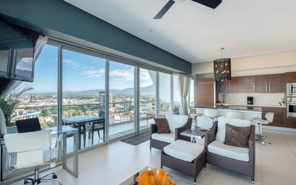 North Hotel Zone Apartment | ICONTower2-1401 Icon - Panoramic Views Ocean, Beach, Best Pool