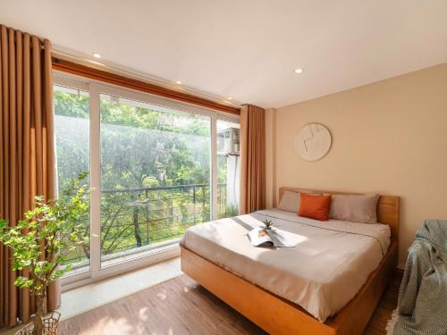 Yen Phu Apartment | Inam Home Lakeview Apartments