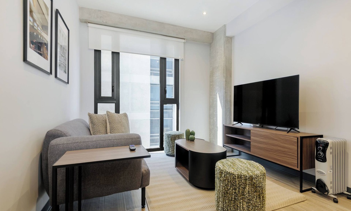 Huixquilucan Apartment | Interlomas by Wynwood House