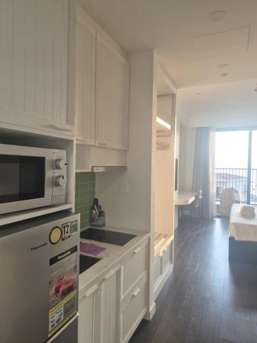Mang Yang Apartment | JANG APARTMENT hillside